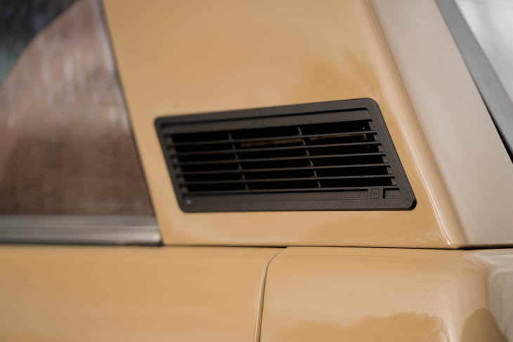 C-Pillar External Billet Grilles - Range Rover Classic